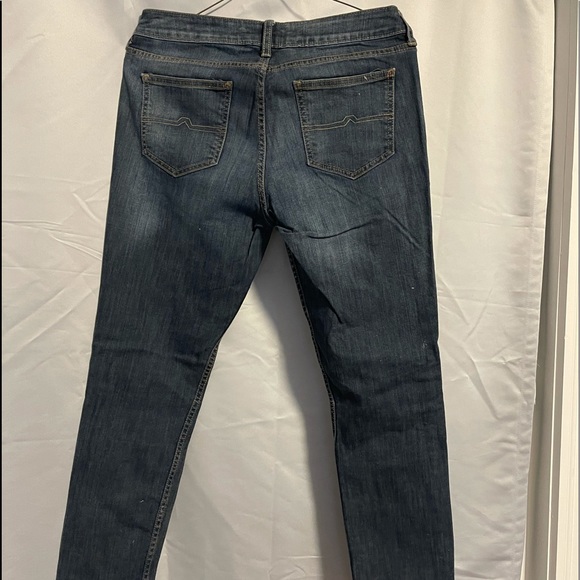 Jeans - Picture 2 of 2